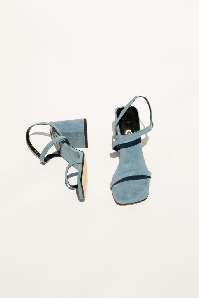 Almansa - Petrol - Emporium of the Modern Man
- 2