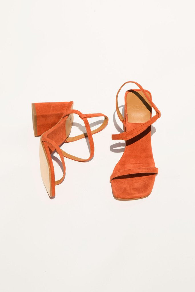 Almansa - Rustic - Emporium of the Modern Man
- 2