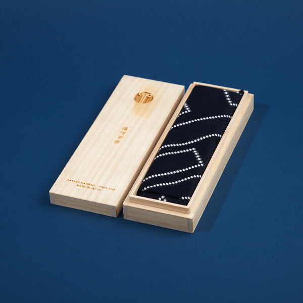 Seika Floral Scissors - Emporium of the Modern Man
- 5