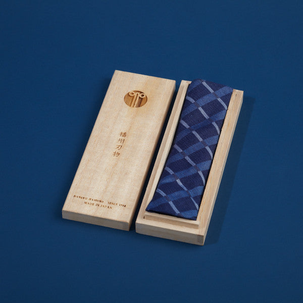 Blue Steel Nigiri scissors - Emporium of the Modern Man
- 5