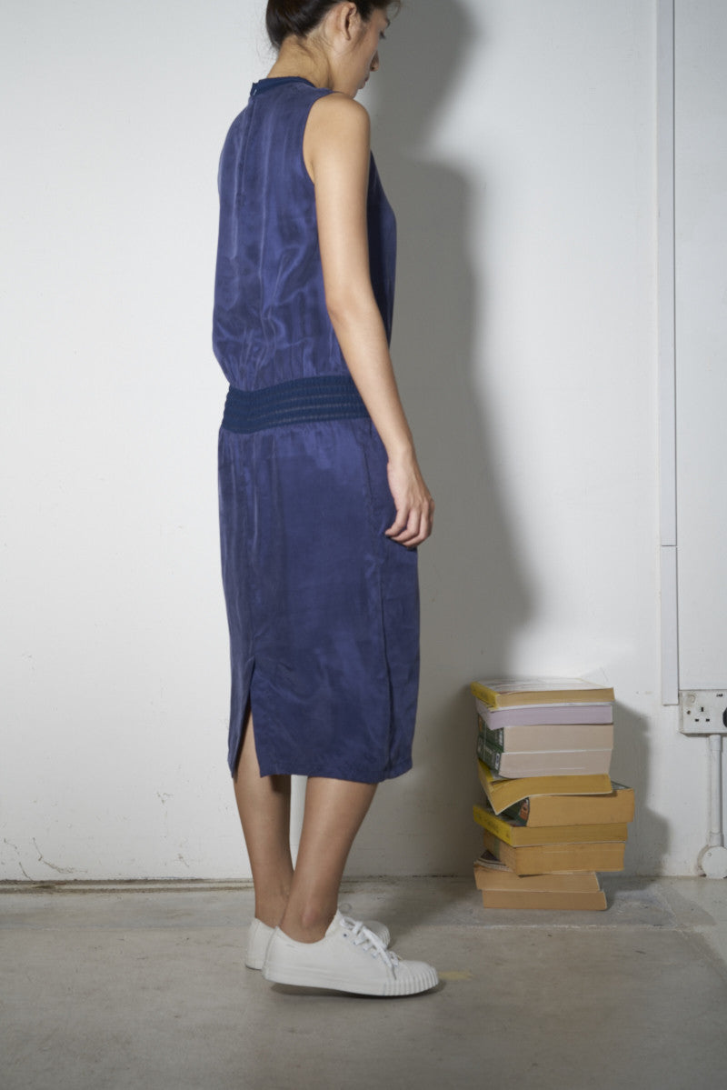 Romance/Utility Cupro Dress in Cupro #04 - Emporium of the Modern Man
- 2