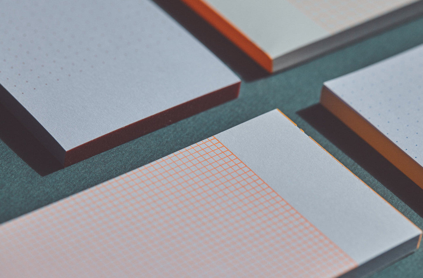 Mini Bloc Notepad - Grinds and Dots - Emporium of the Modern Man
- 9