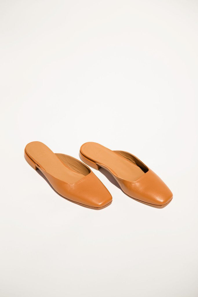 Lucia - Brandi - Emporium of the Modern Man