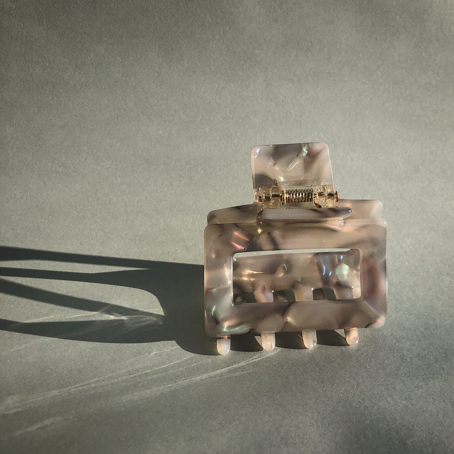 Amy Hair Claw by Veronique