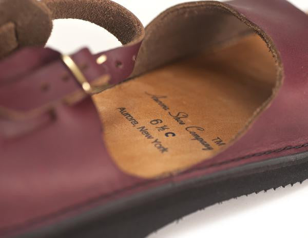 Aurora Shoe Co. - Women's Chinese (Burgundy)