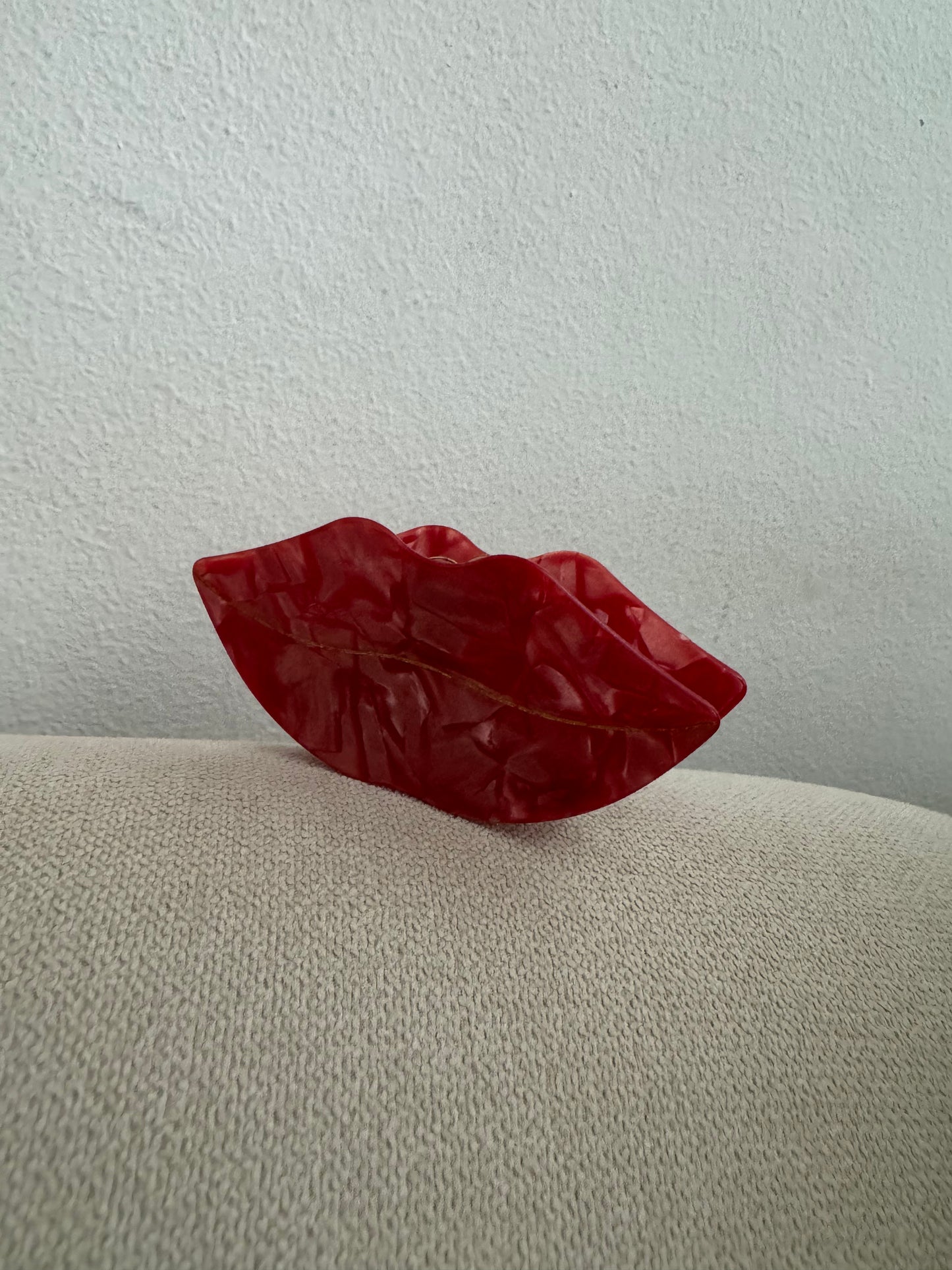 Red Lip Claw Clip by Veronique