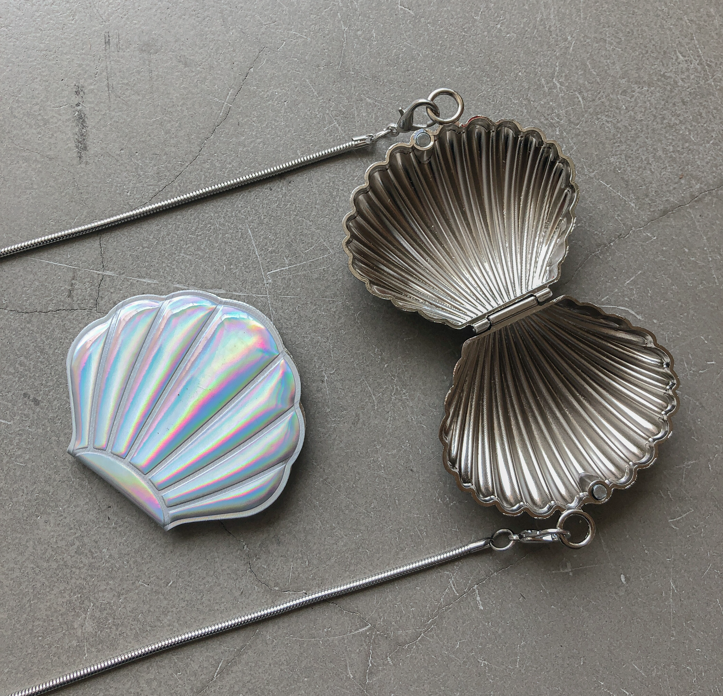 Seashell Pocket Mirror by Veronique
