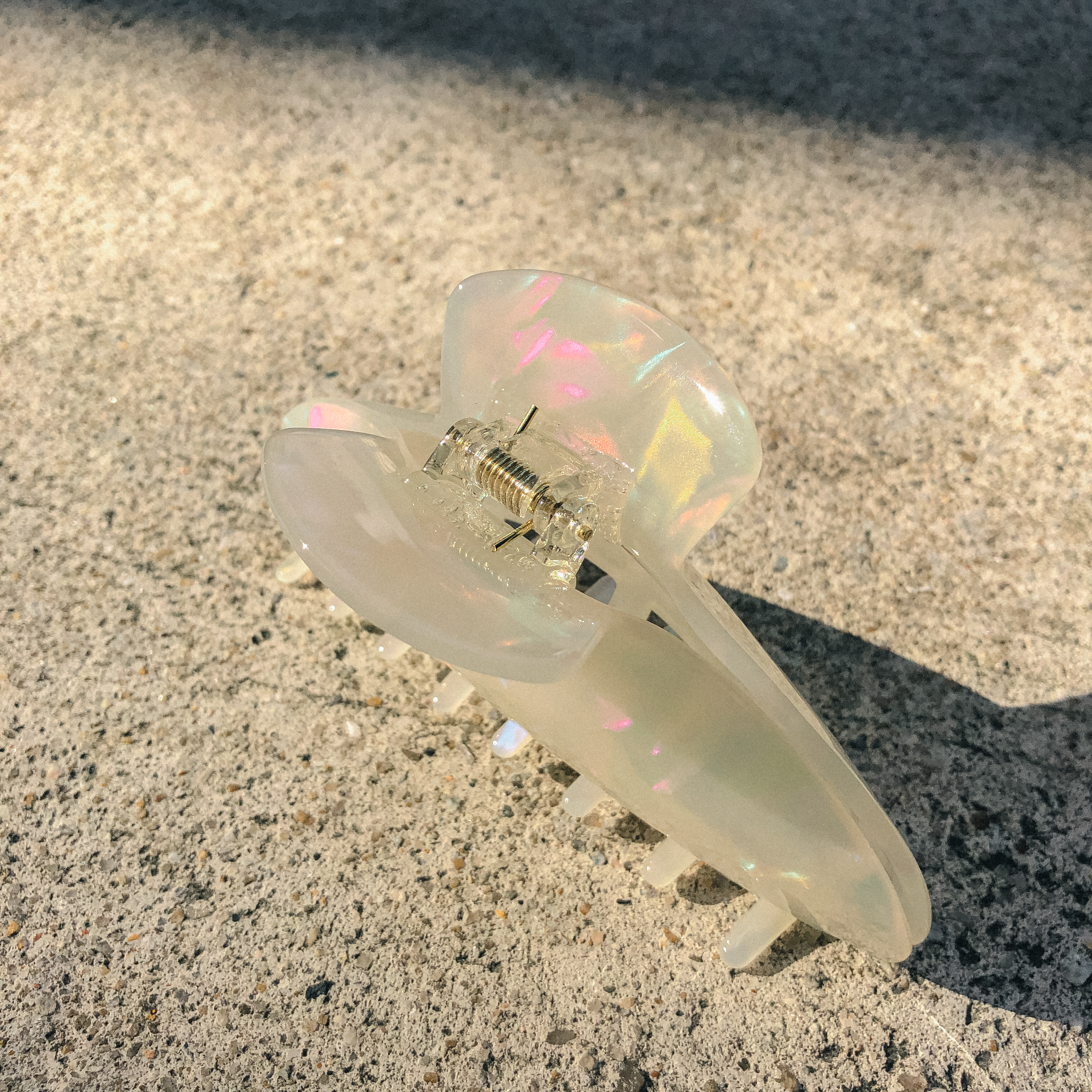 Iridescent Pearl Hair Claw by Veronique