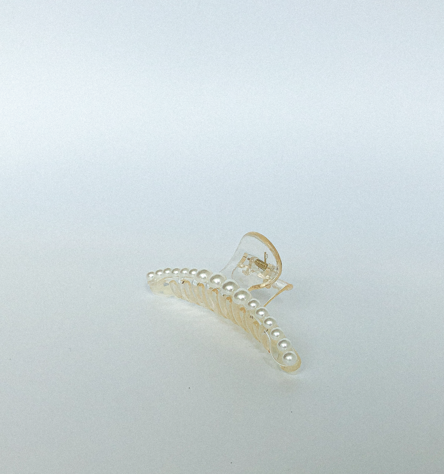 Elizabeth Pearl Hair Claw by Veronique