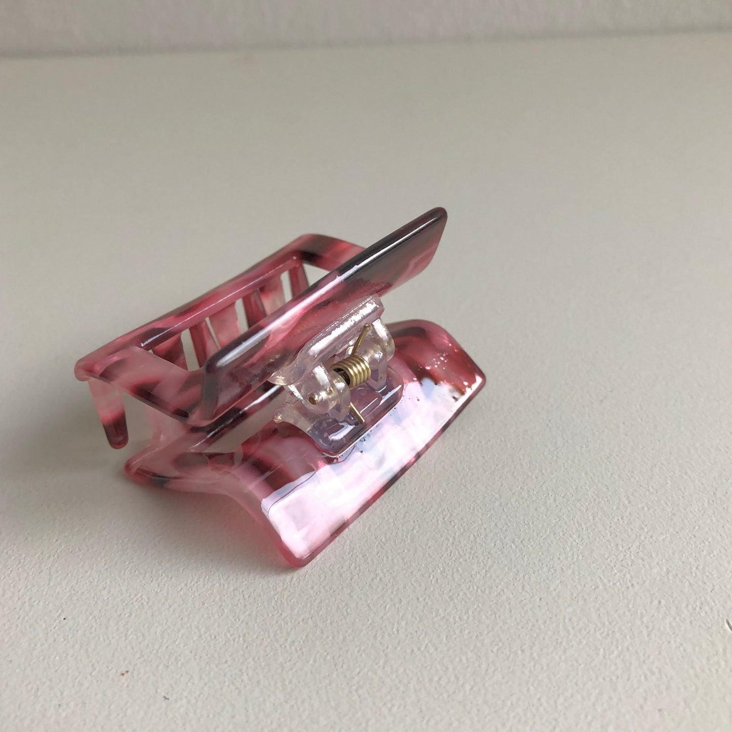 Ruby Shell Mini Clip by Veronique