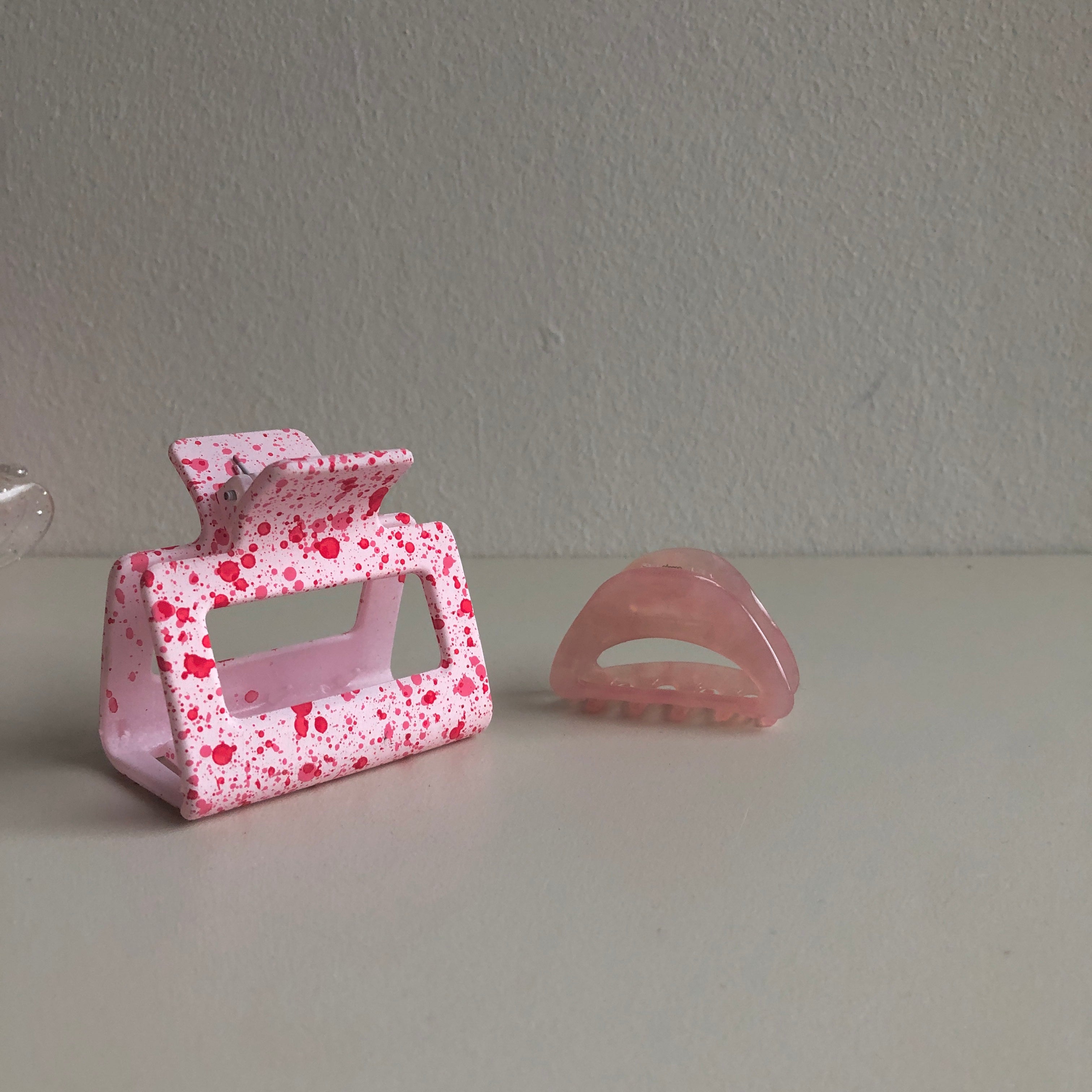 Peach Jelly Mini Clip by Veronique