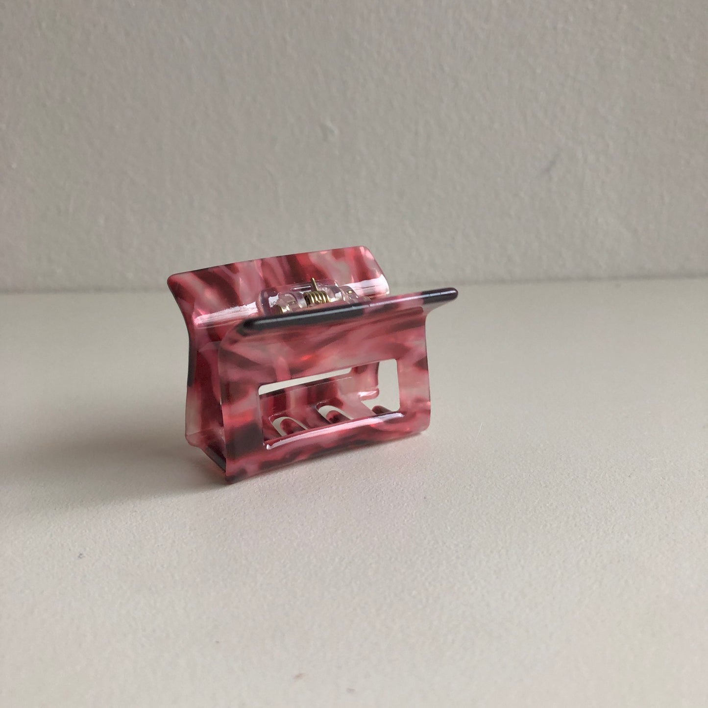 Ruby Shell Mini Clip by Veronique