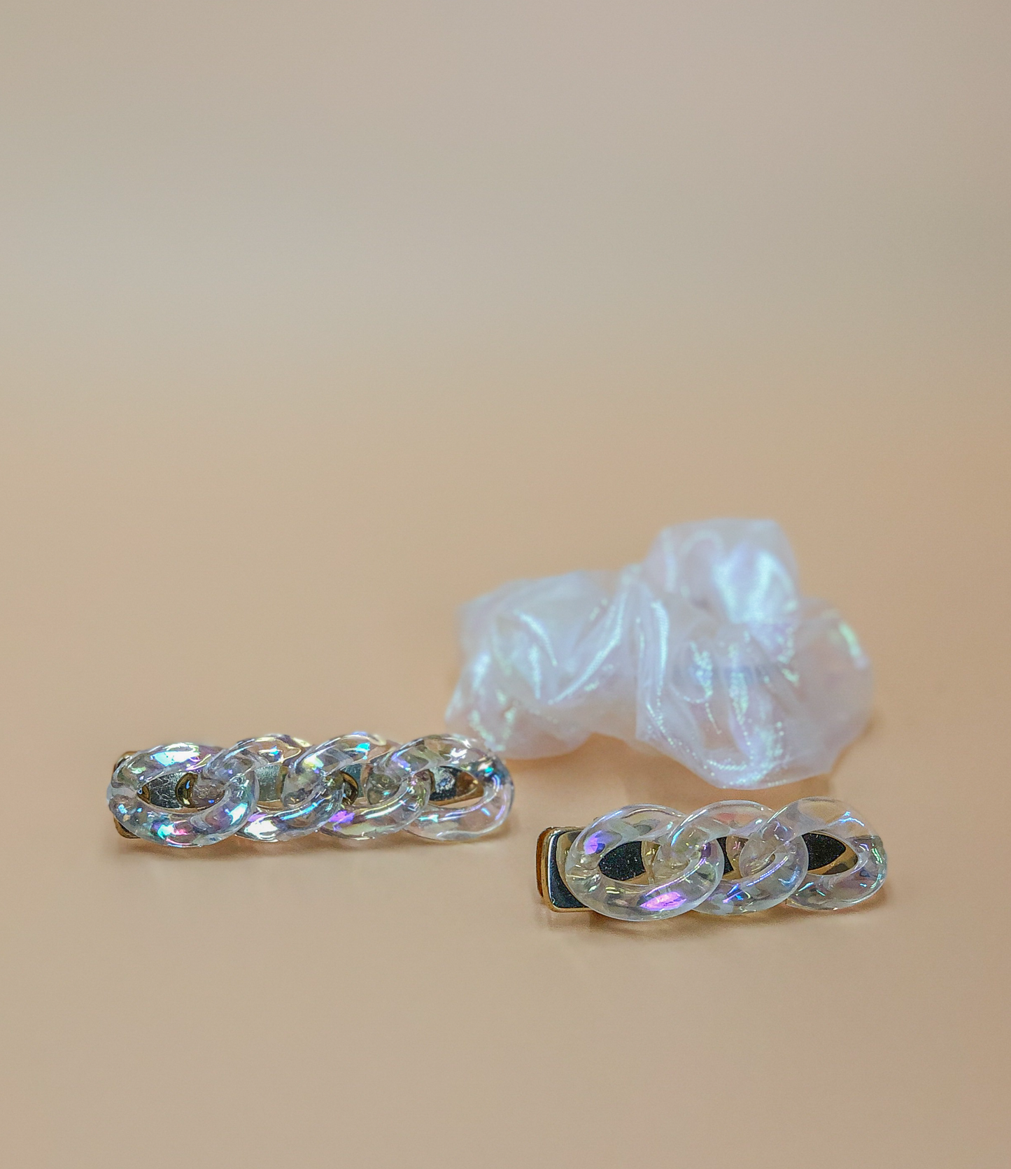 Holographic Barrettes by Veronique