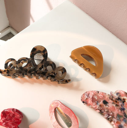 Valerie Hair Claw by Veronique