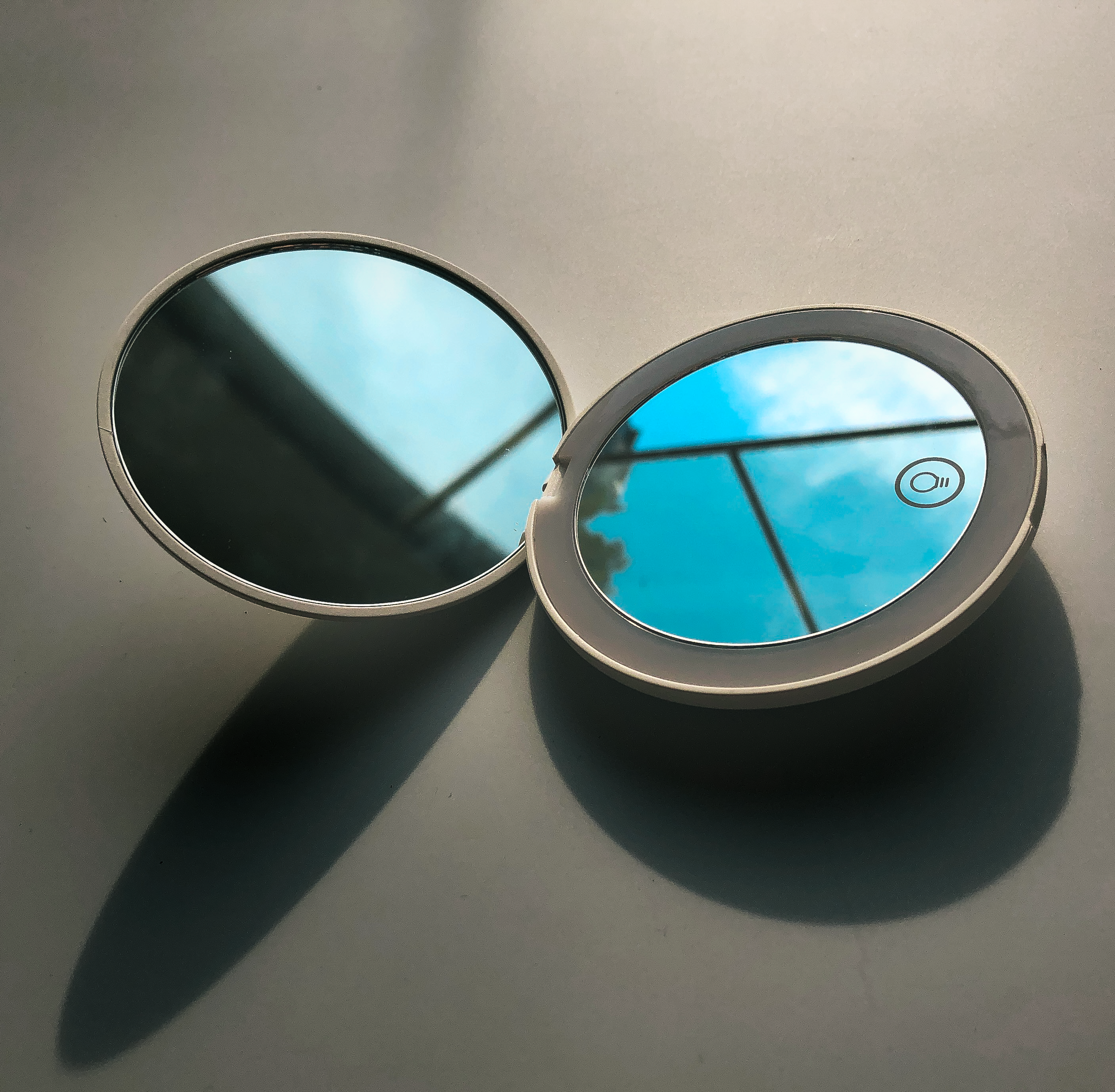 LED Pocket Mirror by Veronique