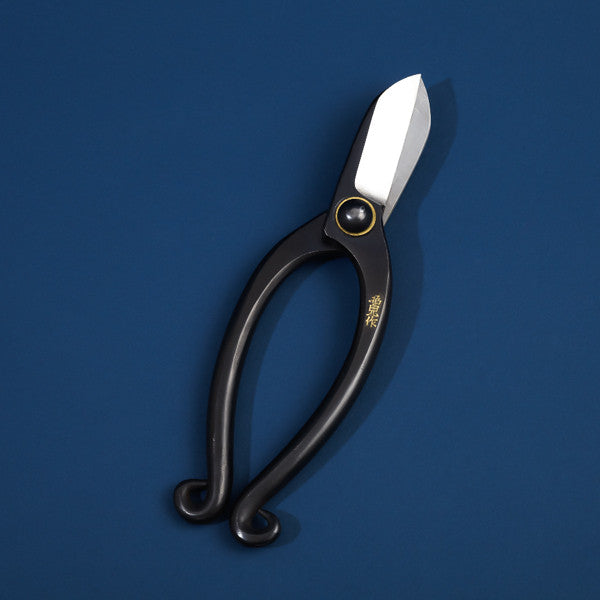 Seika Floral Scissors - Emporium of the Modern Man
 - 1