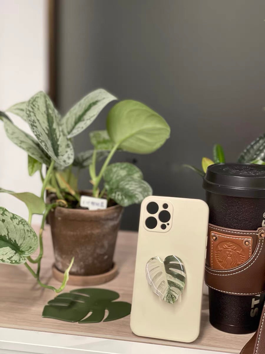 Monstera Phone Socket by Veronique