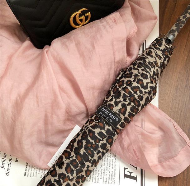 U-Handle Cheetah Umbrella by Veronique