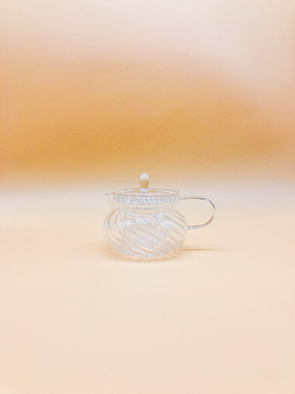 Vintage Style Ripple Teapot by PROSE Tabletop