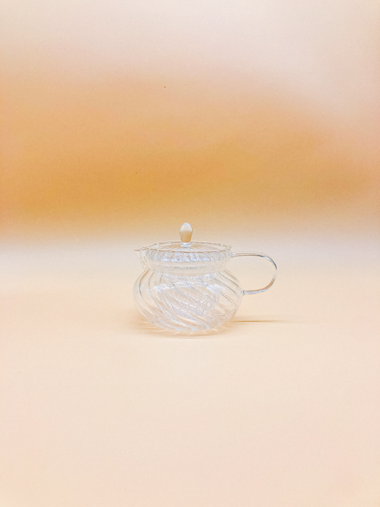 Vintage Style Ripple Teapot by PROSE Tabletop