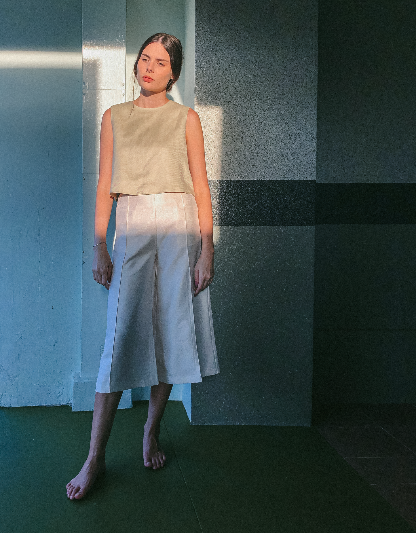 Linen Wide-Legged Pants by Ultramarine Studio