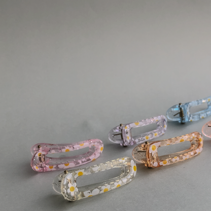 Mini Daisy Hair Slides by Veronique