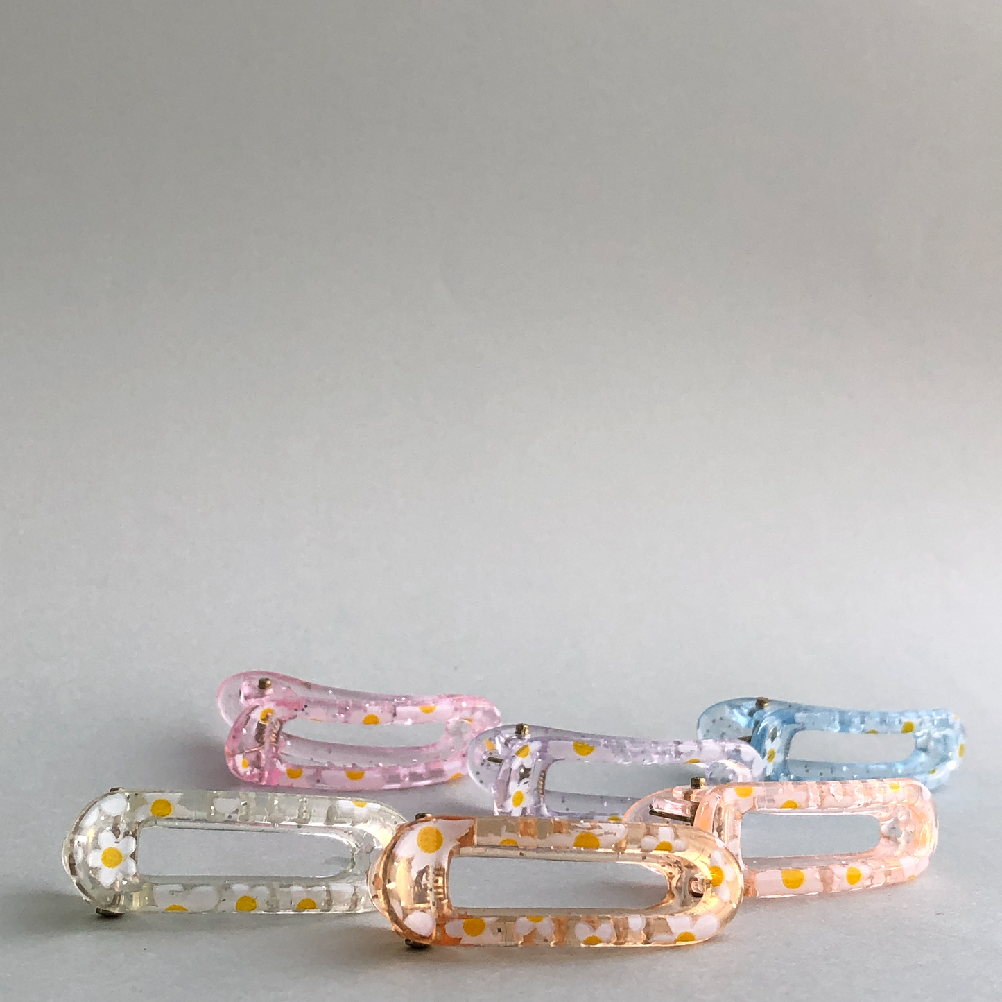 Mini Daisy Hair Slides by Veronique