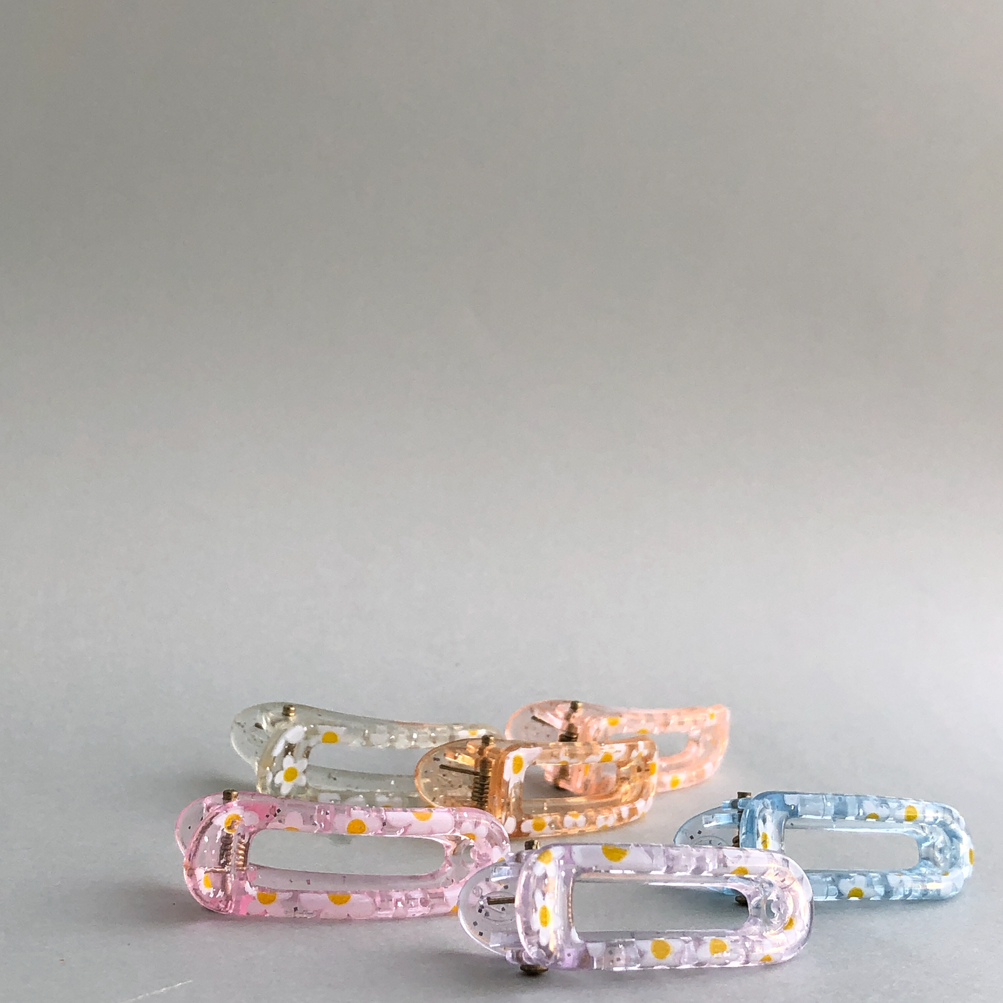 Mini Daisy Hair Slides by Veronique