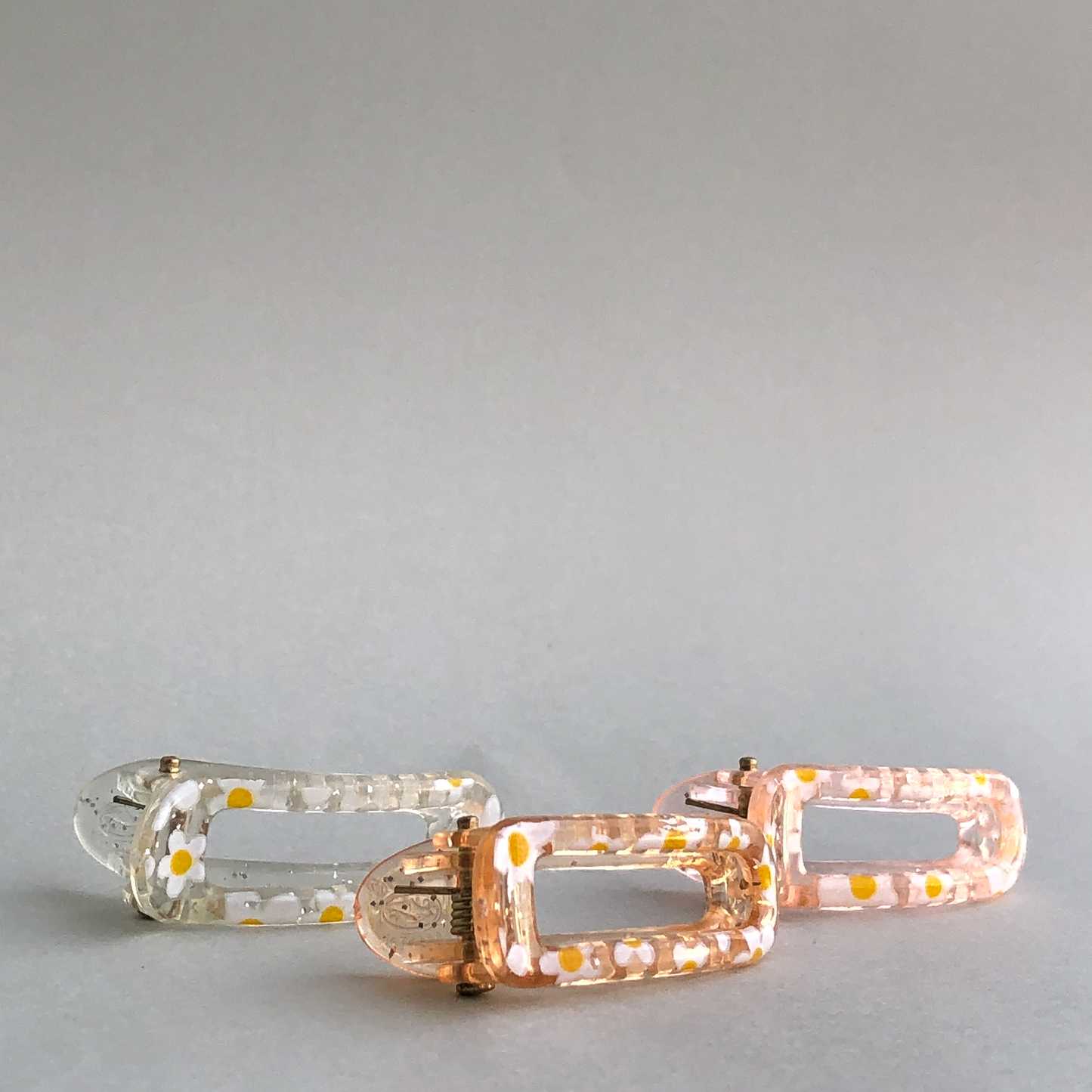 Mini Daisy Hair Slides by Veronique