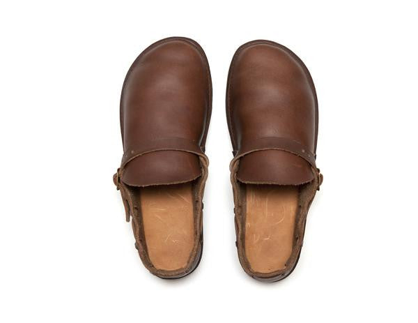 Aurora Shoe Co. - Women's Middle English (Brown)
