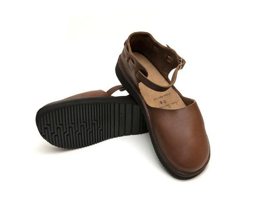 Aurora Shoe Co. - Women's Chinese (Brown)