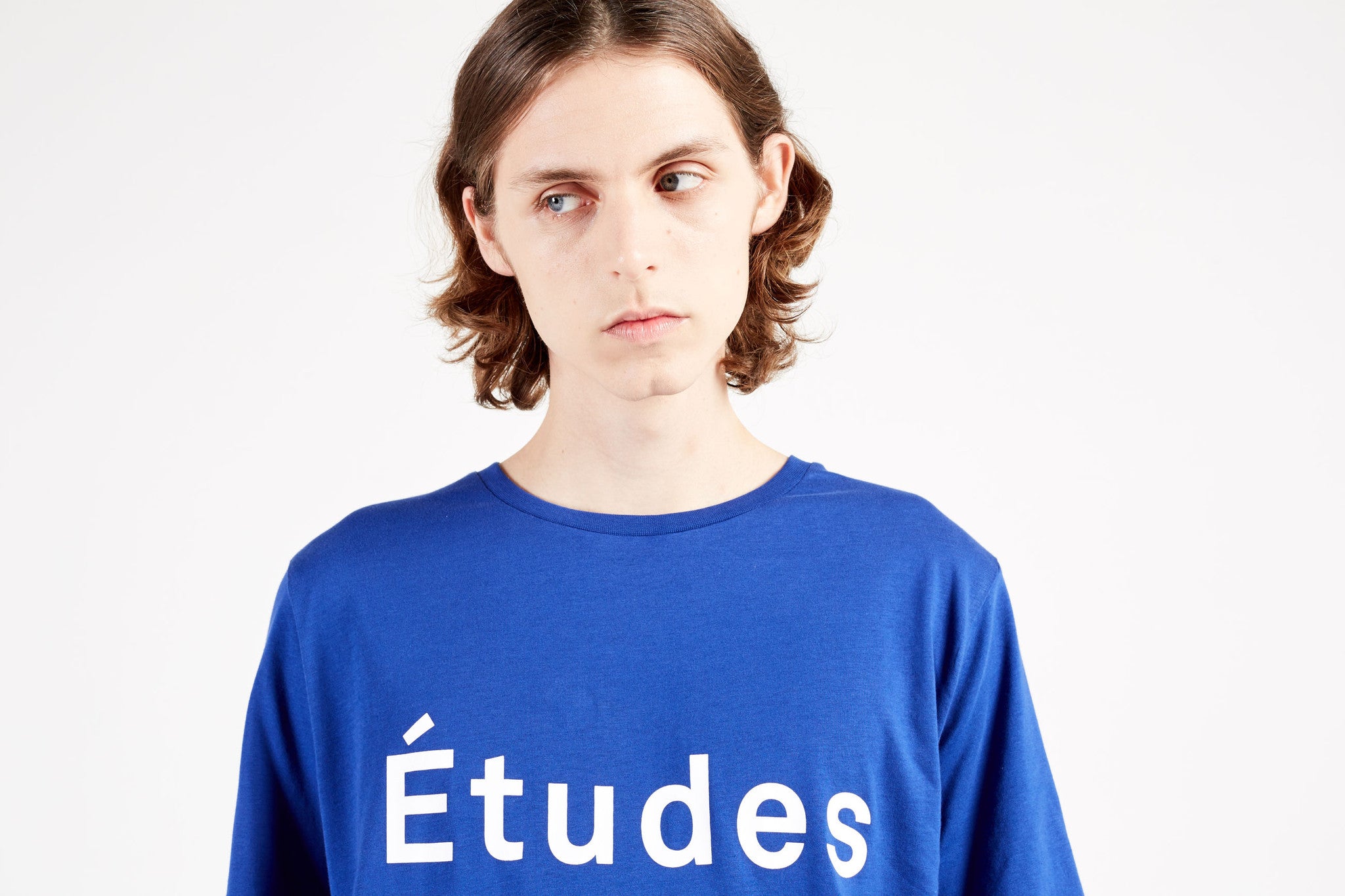 Études Studio - Page Études Blue T-shirt